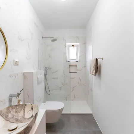 Casa de Férias In Mit Privatem Pool By Interhome Pula