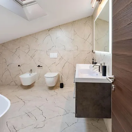 In Mit Privatem Pool By Interhome