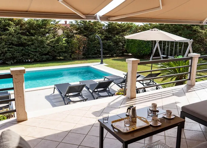 Holiday home In Mit Privatem Pool By Interhome *